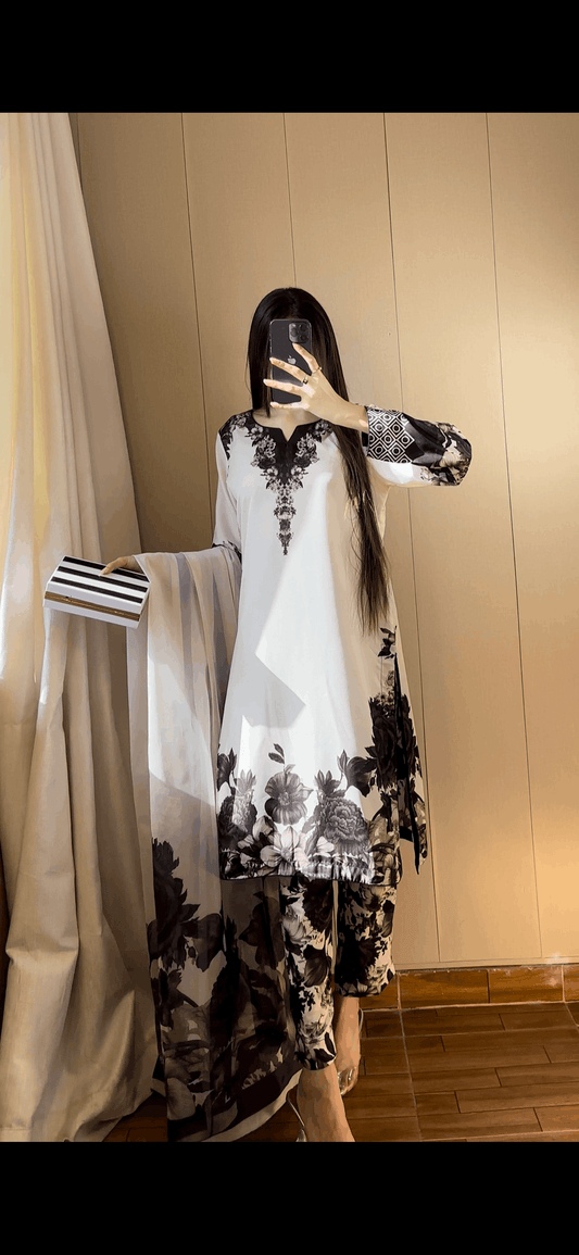 2PC  Digital Print Lawn Y51