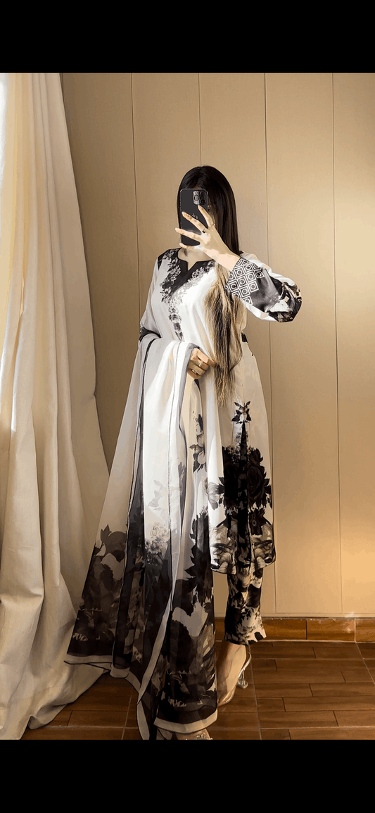 2PC  Digital Print Lawn Y51