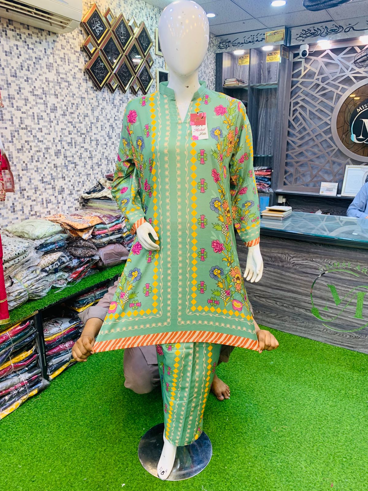 Printed 2-Piece Suit – Mint Stripe Bloom | Light Green & Floral Elegance